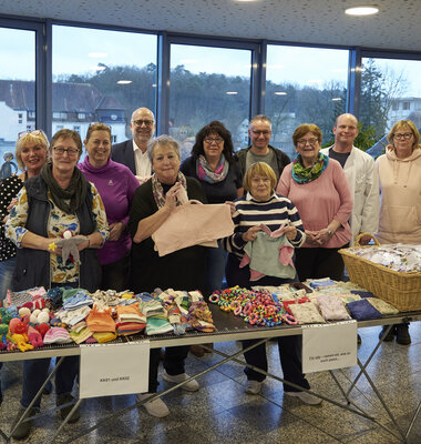 Gruppenfoto von der Spendenübergabe