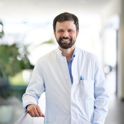 Prof. Dr. Lorenz Thurner