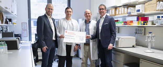 Spenden&uuml;bergabe Stiftergemeinschaft Sparkasse