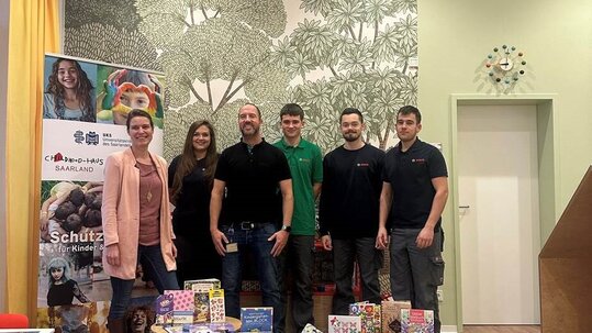 Bosch Spenden der Azubis an Childhoodhouse