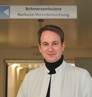 Dr. Timo Brausch