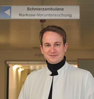Dr. Timo Brausch